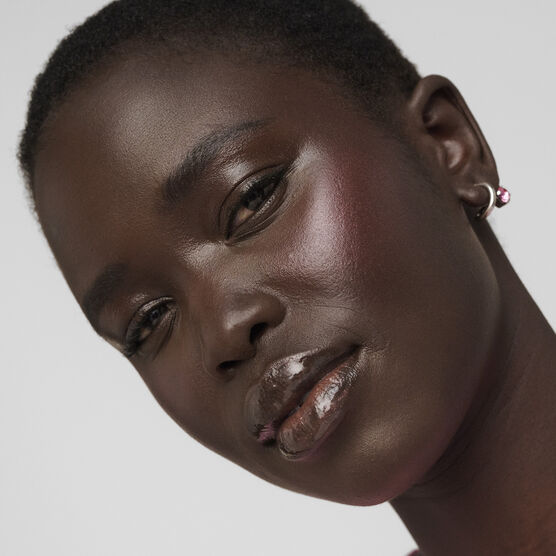 Outrageous Plump  Lip Gloss -20 07 Pink Pout